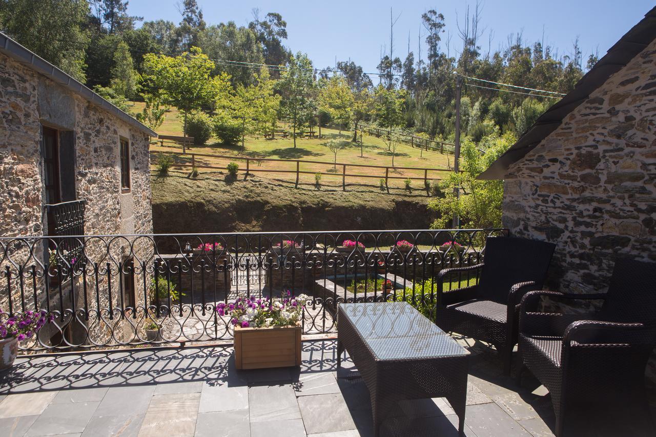 Casa Pineiro Guest House Monfero Ngoại thất bức ảnh
