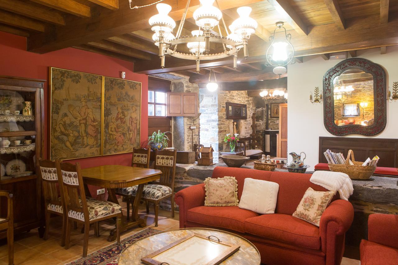 Casa Pineiro Guest House Monfero Ngoại thất bức ảnh
