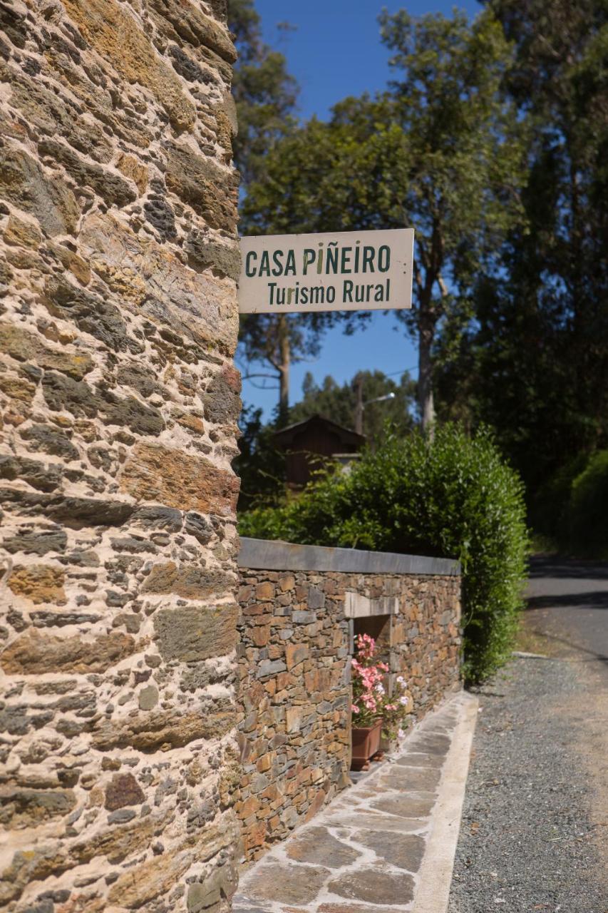 Casa Pineiro Guest House Monfero Ngoại thất bức ảnh